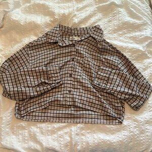 HOLLISTER brown and black cropped flannel